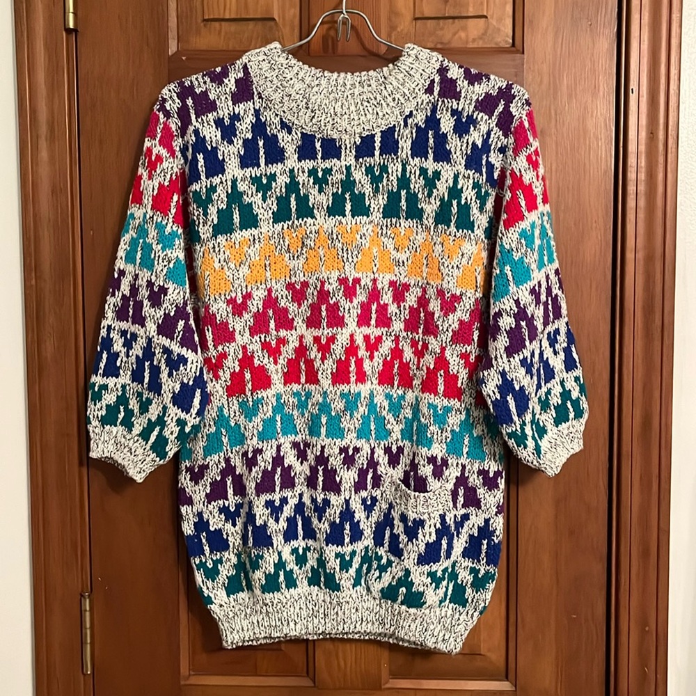 Retro 80s/90s Style Rainbow Sweater (size medium)